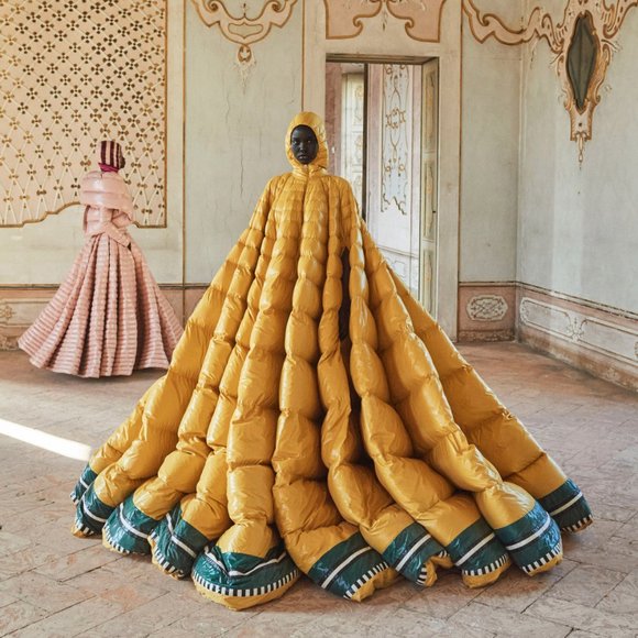 Welcome to My Closet! - Picture 5 of 16